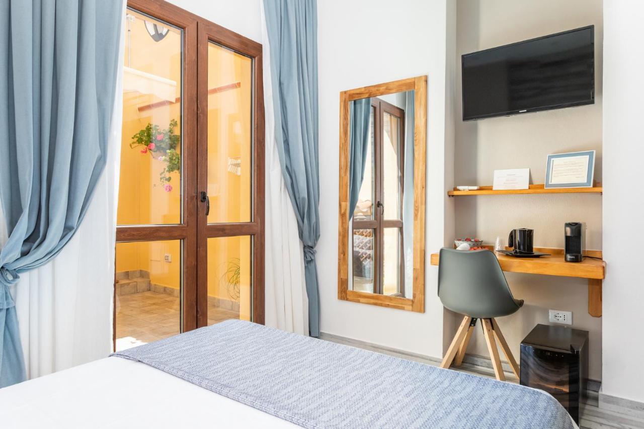 Vittoria Rooms Quartu SantʼElena Esterno foto